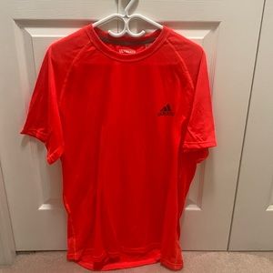 Mens Tshirt Adidas. NWOT. Never worn.